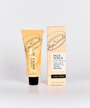 upcircle-beauty-coffee-face-scrub-floral-blend